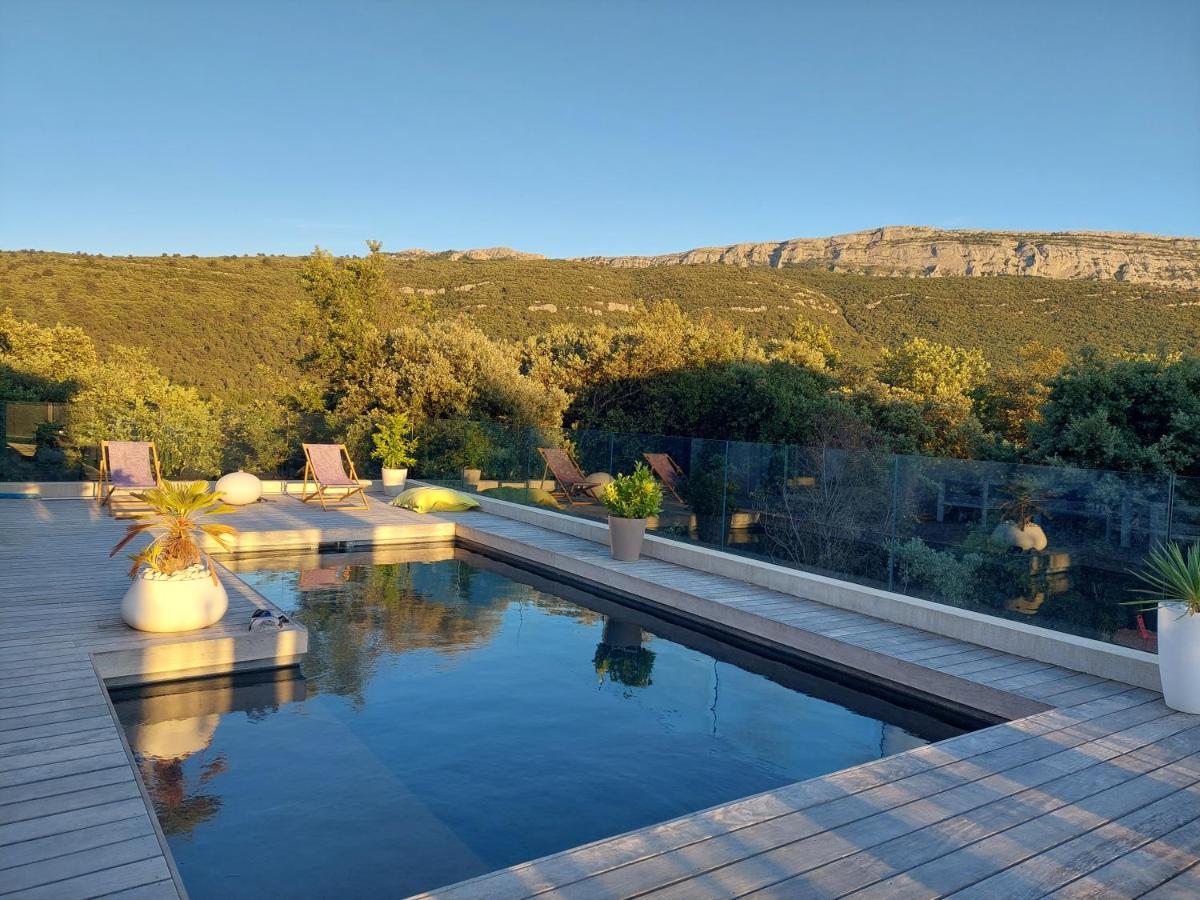 Magnifique Suite Familiale น็องส์-เลส์-แป็งส์ ภายนอก รูปภาพ